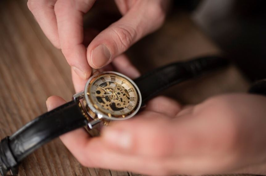 A Comprehensive Guide to burberry watch battery replacement
